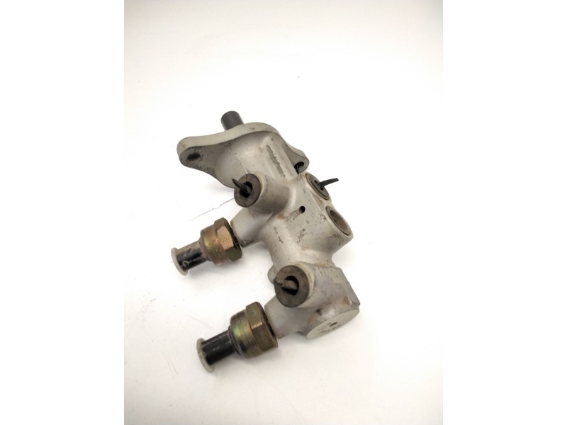 Recambio de bomba freno para nissan navara np300 (d40) 2.5 dci 4wd referencia OEM IAM 2614WJT8  