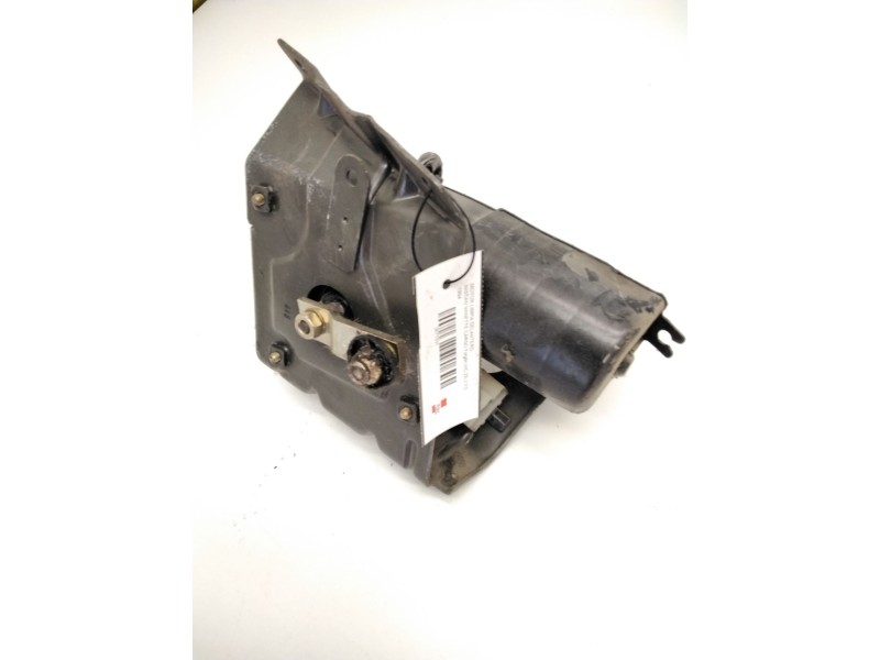 Recambio de motor limpia delantero para nissan vanette cargo furgón (hc 23) 2.3 d referencia OEM IAM 9390332230 964666 BOSCH