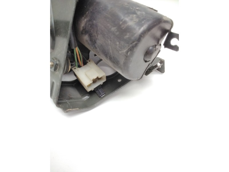 Recambio de motor limpia delantero para nissan vanette cargo furgón (hc 23) 2.3 d referencia OEM IAM 9390332230 964667 BOSCH