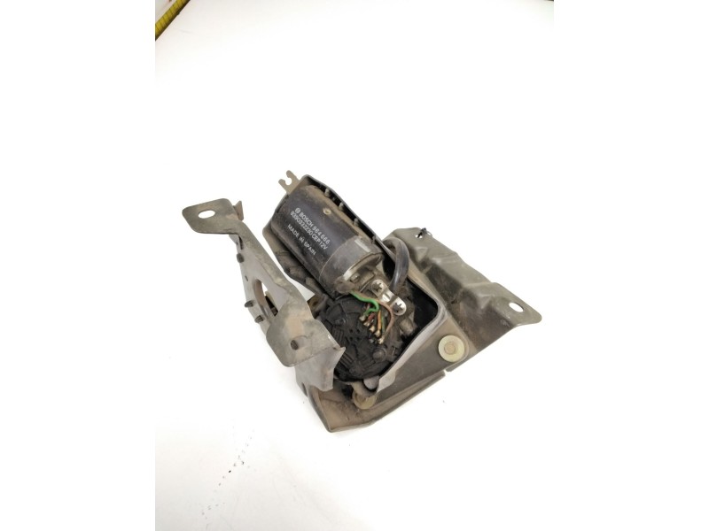 Recambio de motor limpia delantero para nissan vanette cargo furgón (hc 23) 2.3 d referencia OEM IAM 9390332230 964666 BOSCH