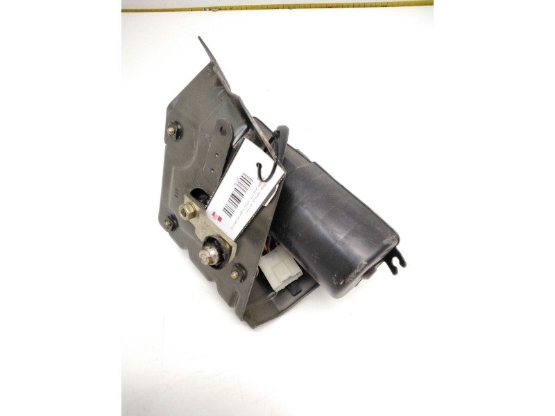 Recambio de motor limpia delantero para nissan vanette cargo furgón (hc 23) 2.3 d referencia OEM IAM 9390332230 964666 BOSCH