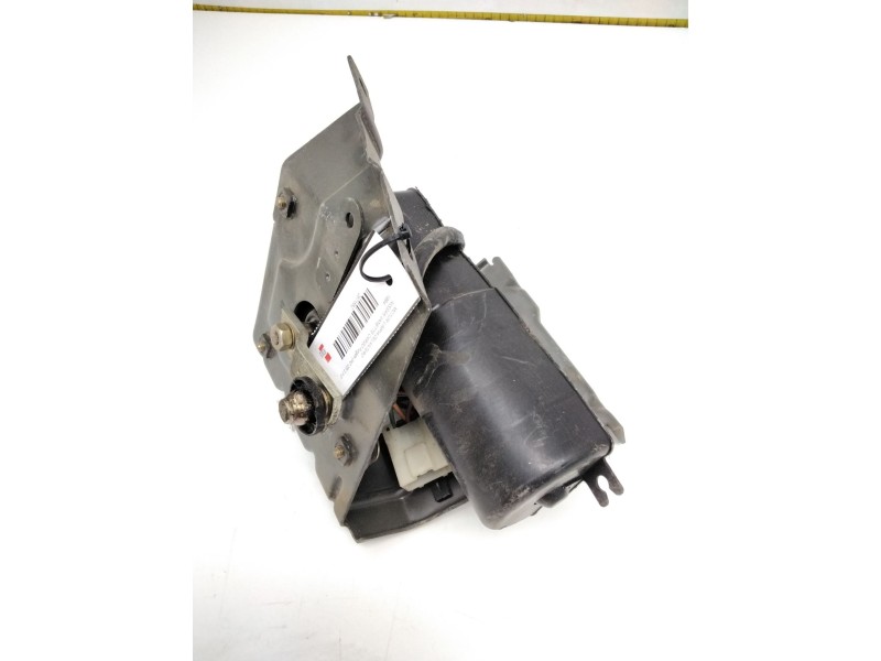 Recambio de motor limpia delantero para nissan vanette cargo furgón (hc 23) 2.3 d referencia OEM IAM 9390332230 964666 BOSCH