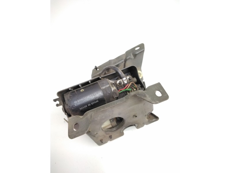 Recambio de motor limpia delantero para nissan vanette cargo furgón (hc 23) 2.3 d referencia OEM IAM 9390332230 964666 BOSCH