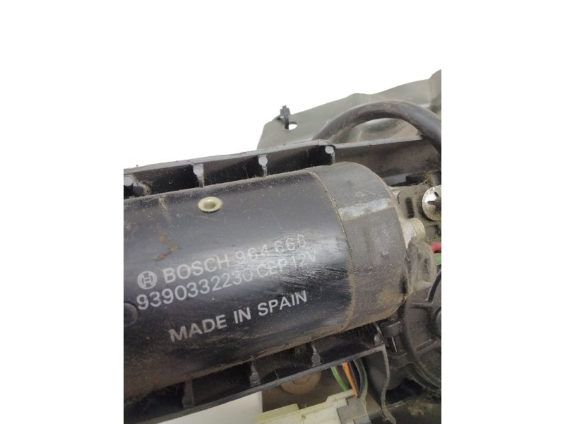 Recambio de motor limpia delantero para nissan vanette cargo furgón (hc 23) 2.3 d referencia OEM IAM 9390332230 964666 BOSCH