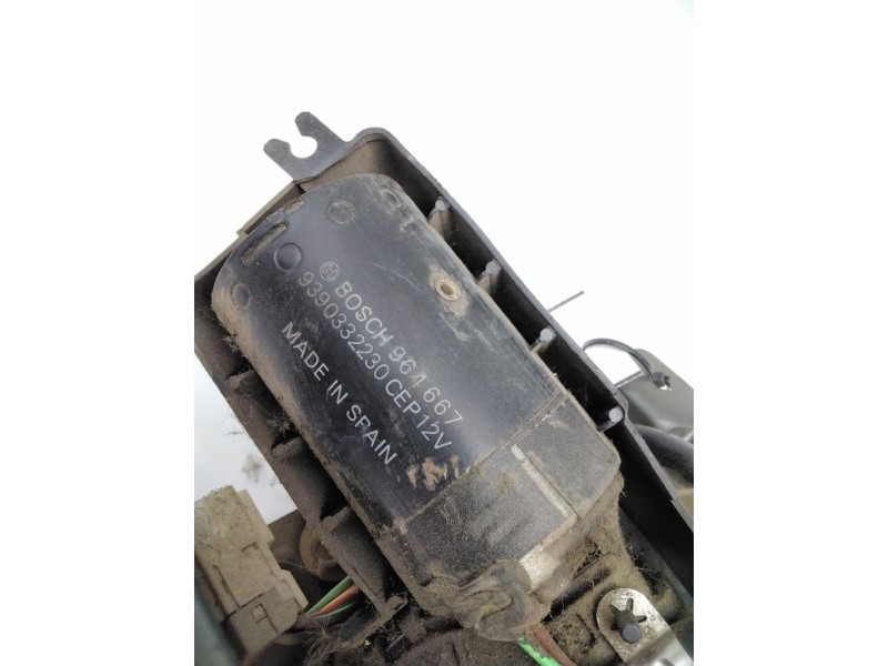 Recambio de motor limpia delantero para nissan vanette cargo furgón (hc 23) 2.3 d referencia OEM IAM 9390332230 964667 BOSCH