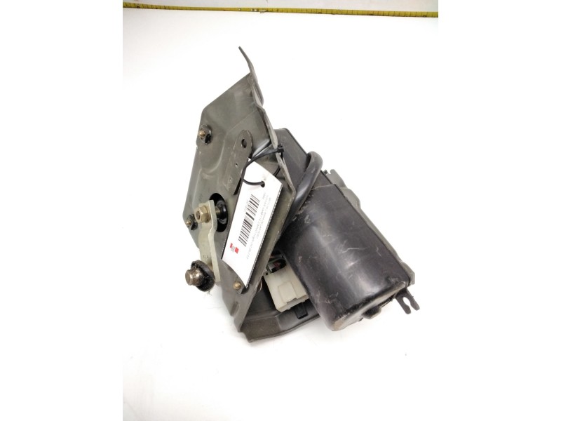 Recambio de motor limpia delantero para nissan vanette cargo furgón (hc 23) 2.3 d referencia OEM IAM 9390332230 964666 BOSCH
