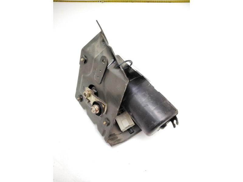 Recambio de motor limpia delantero para nissan vanette cargo furgón (hc 23) 2.3 d referencia OEM IAM 9390332230 964666 BOSCH