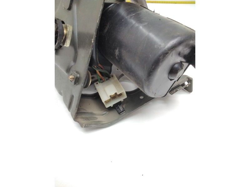 Recambio de motor limpia delantero para nissan vanette cargo furgón (hc 23) 2.3 d referencia OEM IAM 9390332230 964666 BOSCH