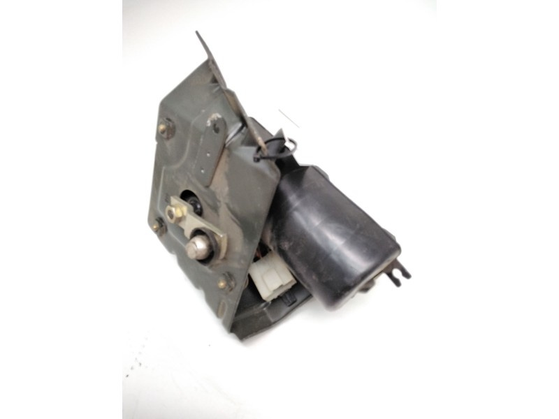 Recambio de motor limpia delantero para nissan vanette cargo furgón (hc 23) 2.3 d referencia OEM IAM 9390332230 964667 BOSCH