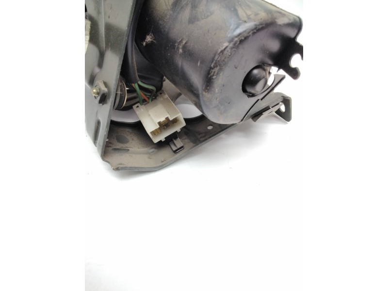 Recambio de motor limpia delantero para nissan vanette cargo furgón (hc 23) 2.3 d referencia OEM IAM 9390332230 964667 BOSCH