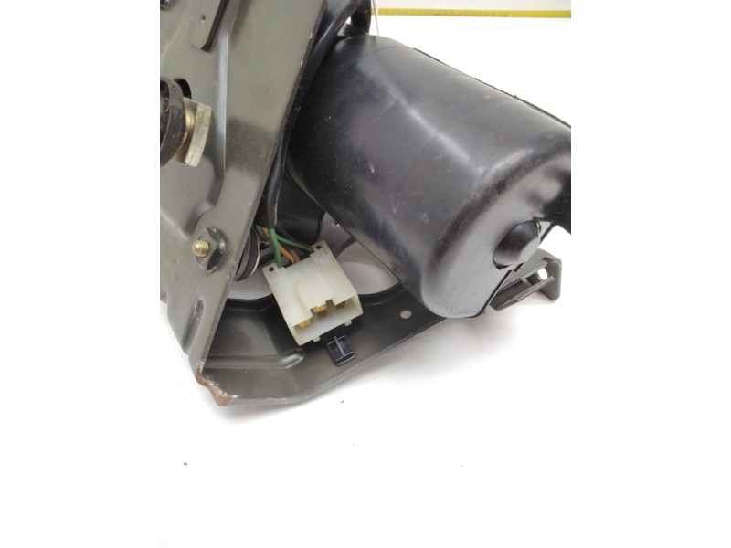 Recambio de motor limpia delantero para nissan vanette cargo furgón (hc 23) 2.3 d referencia OEM IAM 9390332230 964666 BOSCH