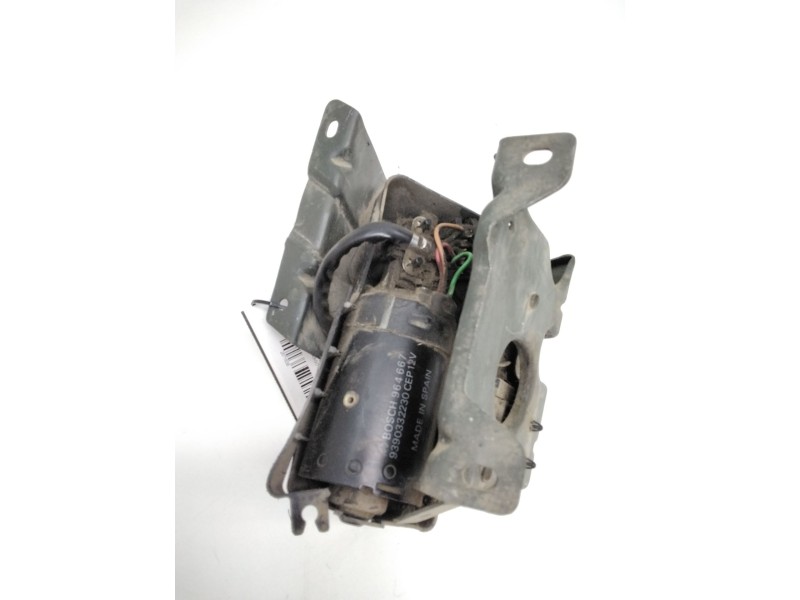 Recambio de motor limpia delantero para nissan vanette cargo furgón (hc 23) 2.3 d referencia OEM IAM 9390332230 964667 BOSCH