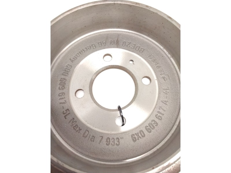 Recambio de tambor freno trasero para seat ibiza iii (6l1) 1.2 referencia OEM IAM 6X0609617 600609617 