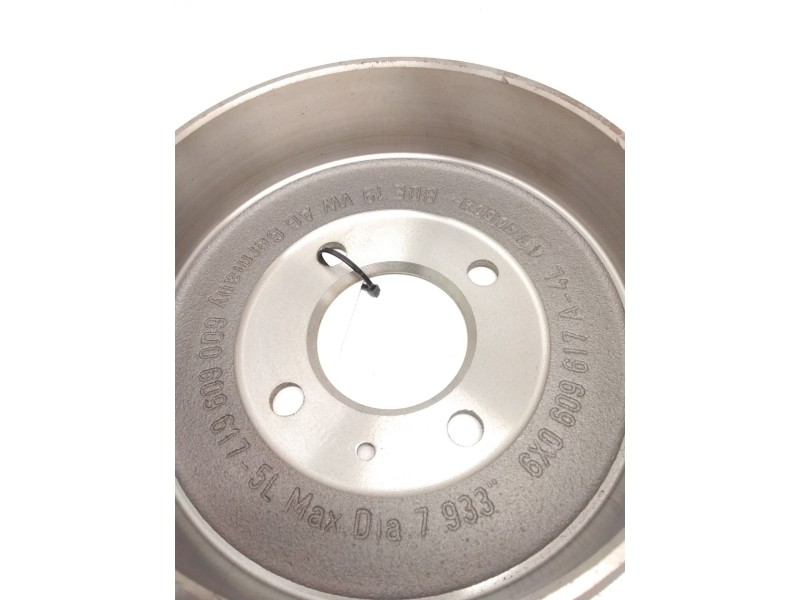 Recambio de tambor freno trasero para seat ibiza iii (6l1) 1.2 12v referencia OEM IAM 6X0609617 600609617 