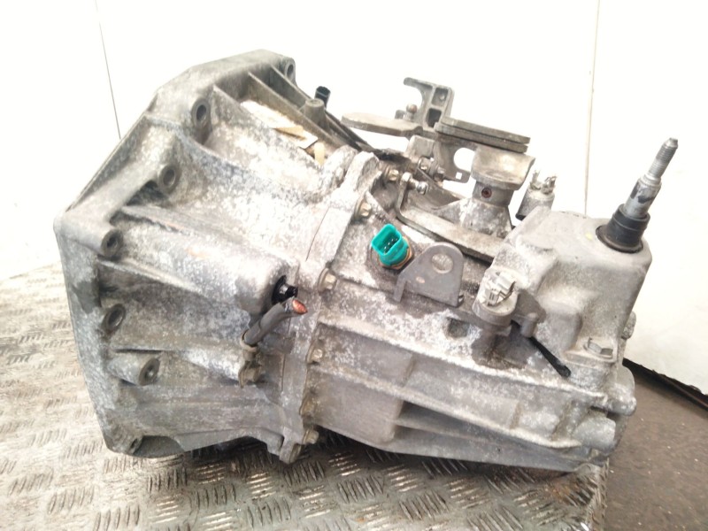 Recambio de caja cambios para renault megane ii berlina 5p 1.5 dci diesel referencia OEM IAM 7701700552  
