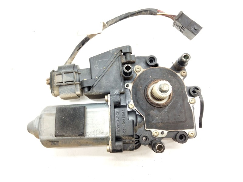 Recambio de motor elevalunas trasero izquierdo para audi a8 (d2) 3.7 referencia OEM IAM   