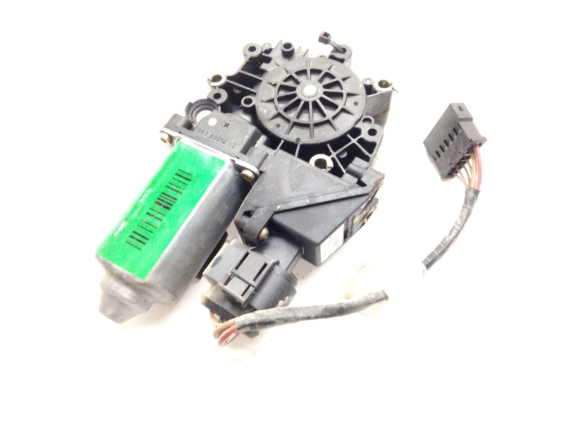 Recambio de motor elevalunas trasero izquierdo para audi a8 (d2) 3.7 referencia OEM IAM   