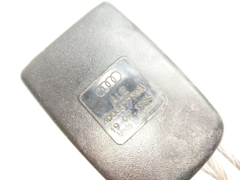 Recambio de enganche cinturon trasero izquierdo para audi a8 (d2) 3.7 referencia OEM IAM 4D0857739G  