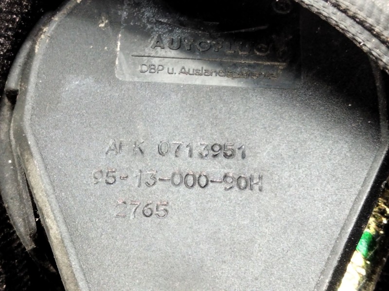 Recambio de cinturon seguridad trasero derecho para audi a8 (d2) 3.7 referencia OEM IAM 4D0857709  