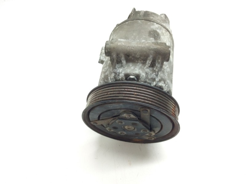 Recambio de compresor aire para renault megane ii berlina 5p 1.5 dci diesel referencia OEM IAM 8200600110  