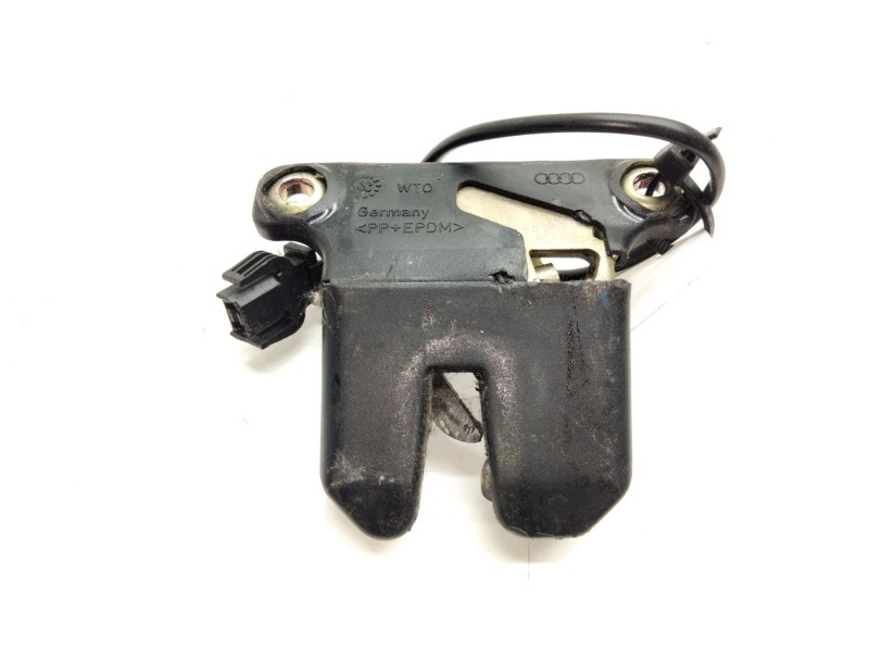 Recambio de cerradura maletero / porton para audi a8 (d2) 3.7 referencia OEM IAM   