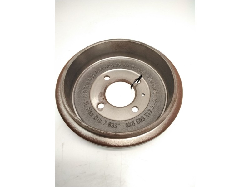 Recambio de tambor freno trasero para seat ibiza iii (6l1) 1.2 referencia OEM IAM 6X0609617 600609617 