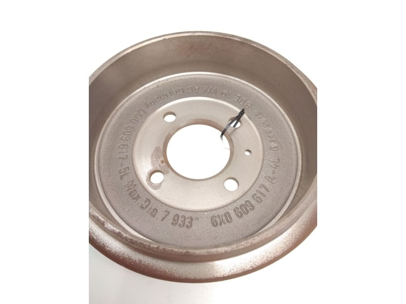 Recambio de tambor freno trasero para seat ibiza iii (6l1) 1.2 referencia OEM IAM 6X0609617 600609617 