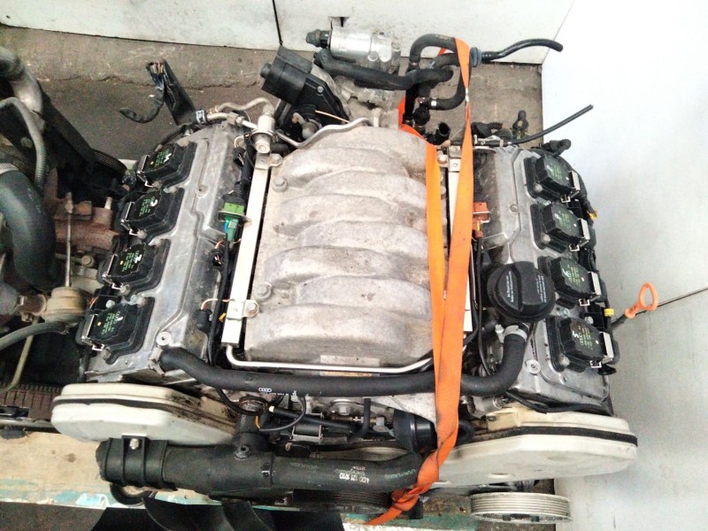 Recambio de motor completo para audi a8 (d2) 3.7 referencia OEM IAM AEW  