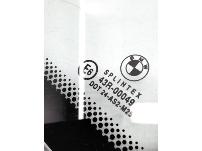 Recambio de luna trasera derecha para bmw 3 (e36) m3 3.2 referencia OEM IAM 51368132532 43R00049 VERDE FIJO