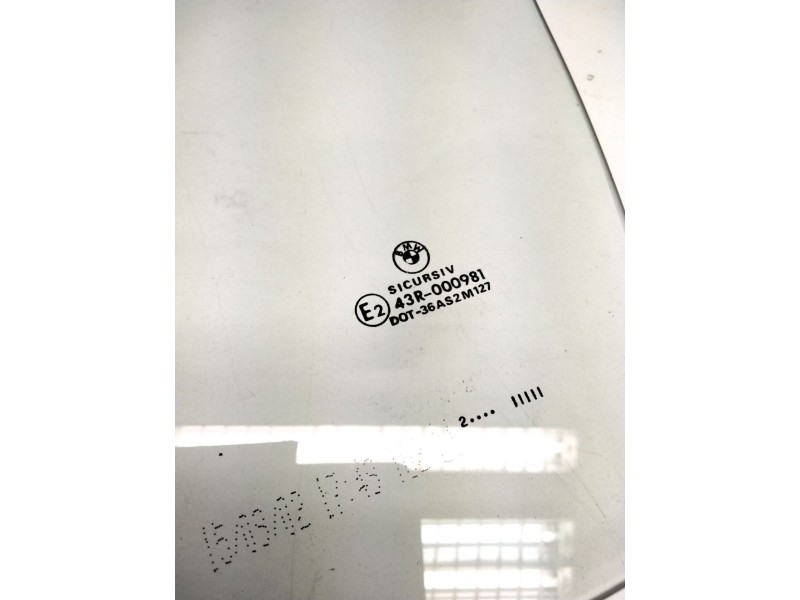 Recambio de luna delantera izquierda para bmw 3 (e36) 318 i referencia OEM IAM 51328189609  