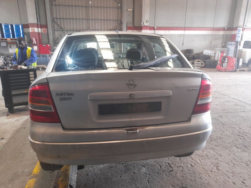 opel astra g fastback (t98) del año 2003