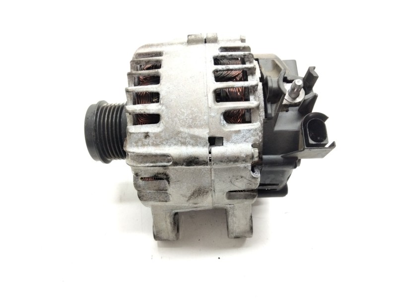 Recambio de alternador para volvo v40 cross country referencia OEM IAM 31419219  