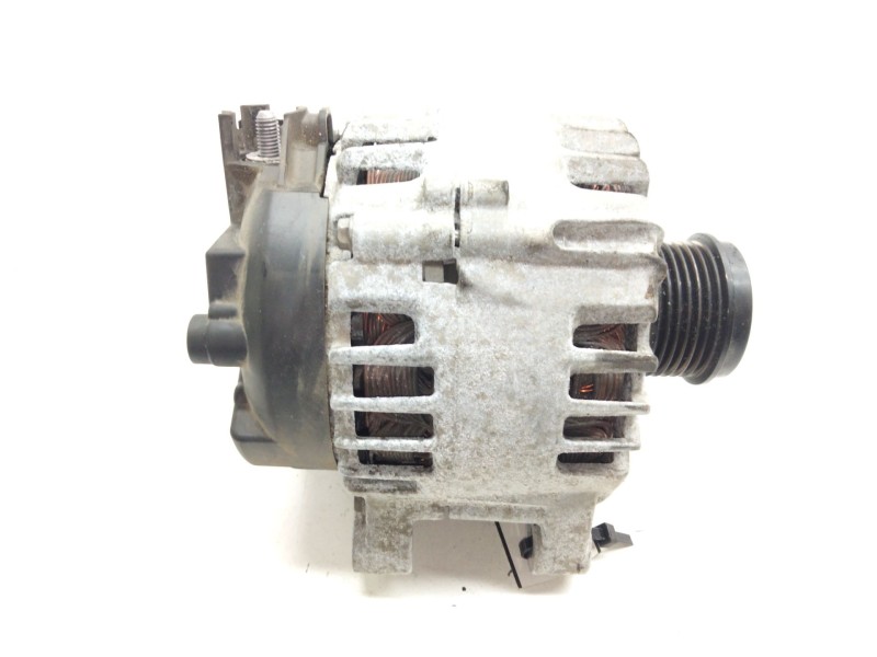 Recambio de alternador para volvo v40 cross country referencia OEM IAM 31419219  