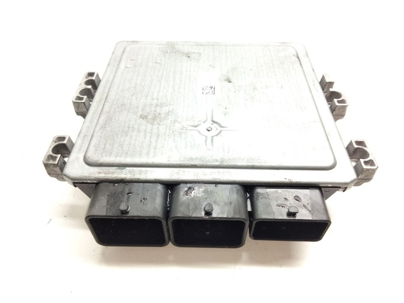 Recambio de centralita motor uce para volvo v40 cross country referencia OEM IAM 31355712  