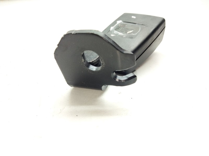 Recambio de enganche cinturon trasero derecho para fiat punto evo (199_) 1.3 d multijet referencia OEM IAM 735411133  