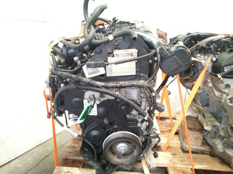 Recambio de motor completo para volvo v40 cross country referencia OEM IAM D4162T  