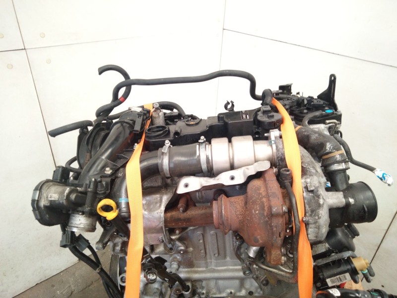 Recambio de motor completo para volvo v40 cross country referencia OEM IAM D4162T  