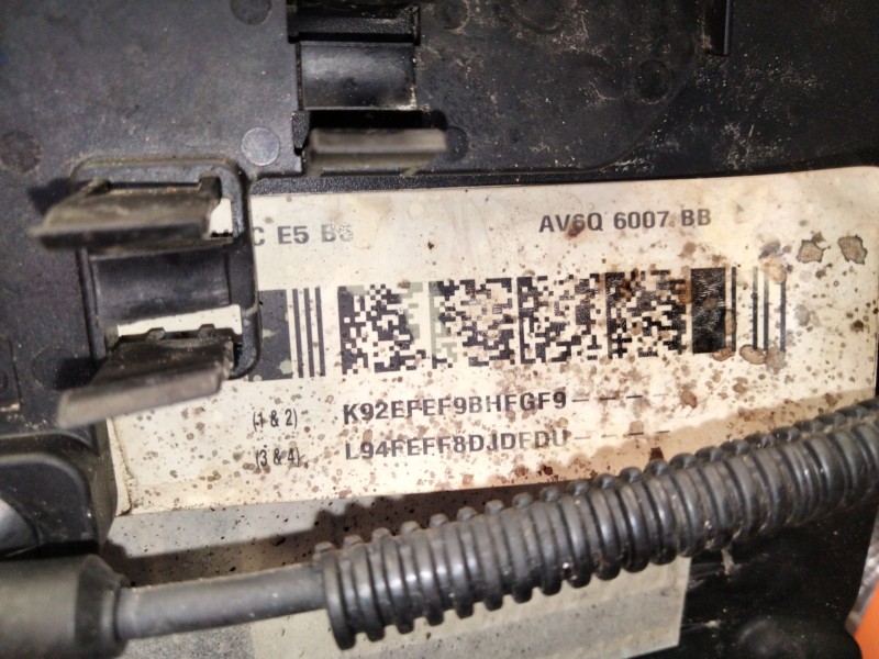 Recambio de motor completo para volvo v40 cross country referencia OEM IAM D4162T  