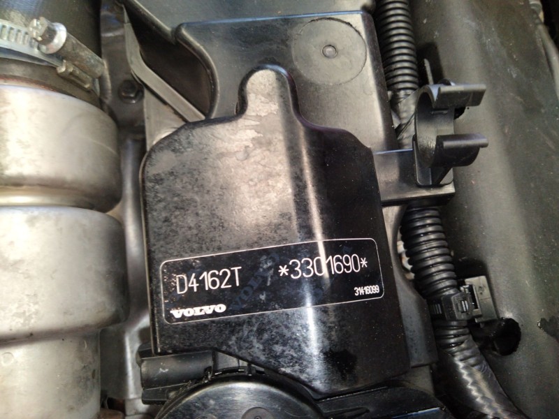 Recambio de motor completo para volvo v40 cross country referencia OEM IAM D4162T  