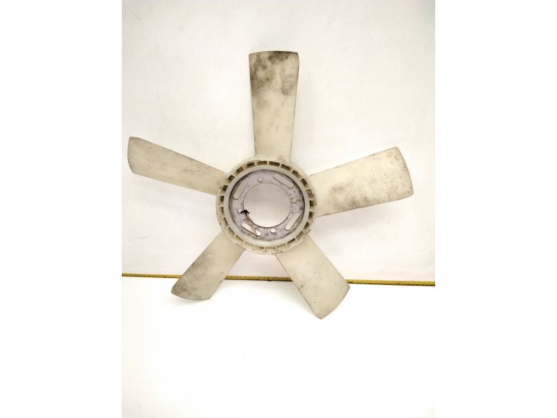 Recambio de ventilador motor para nissan trade caja/chasis 2.0 d referencia OEM IAM 77700085  