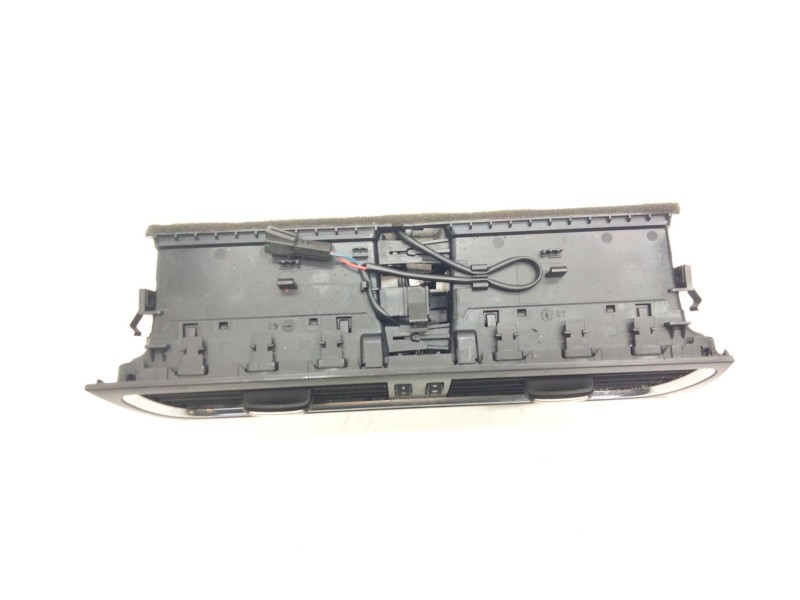 Recambio de aireador central para audi a4 b8 avant (8k5) 2.0 tdi referencia OEM IAM 8T1820951C  