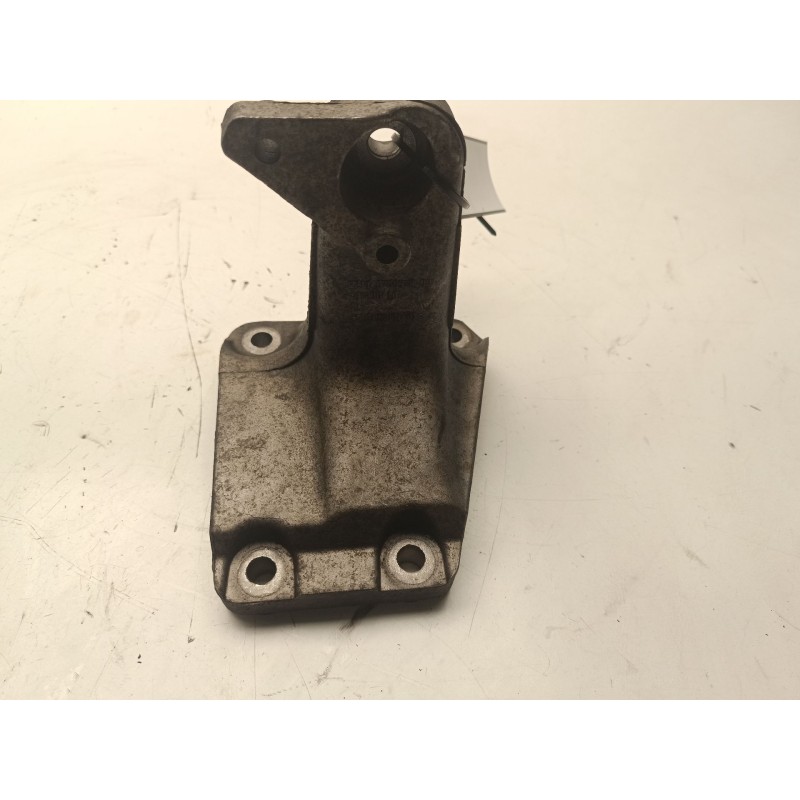 Recambio de soporte motor izquierdo superior para bmw 5 (f10) m 550 d xdrive referencia OEM IAM 6788612-02  