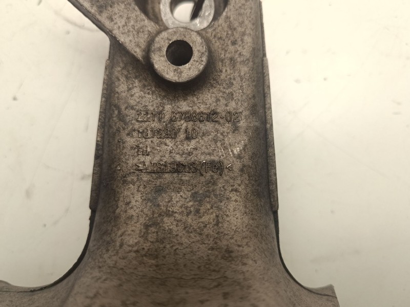 Recambio de soporte motor izquierdo superior para bmw 5 (f10) m 550 d xdrive referencia OEM IAM 6788612-02  