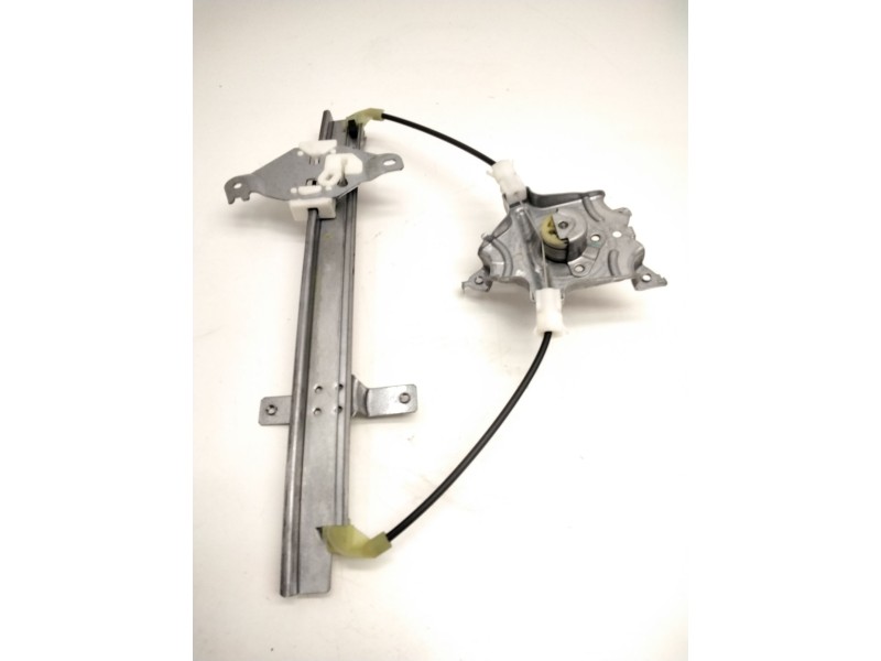Recambio de elevalunas trasero izquierdo manual para nissan almera tino (v10) 2.2 dci referencia OEM IAM 82721BU000  