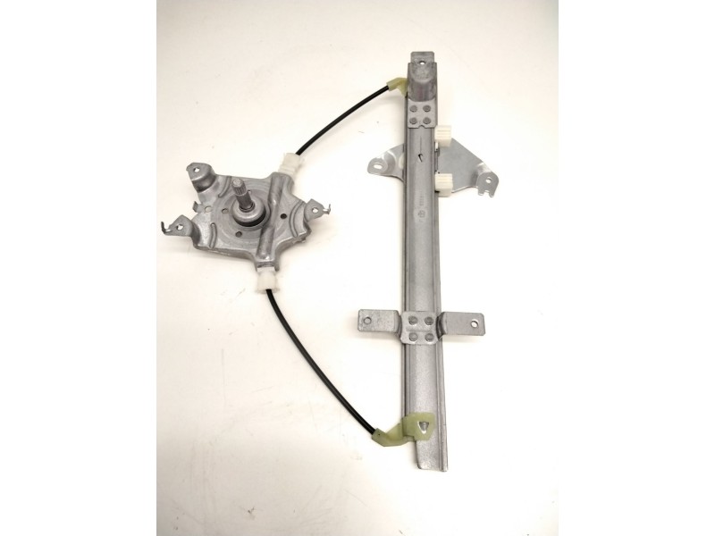 Recambio de elevalunas trasero izquierdo manual para nissan almera tino (v10) 2.2 dci referencia OEM IAM 82721BU000  
