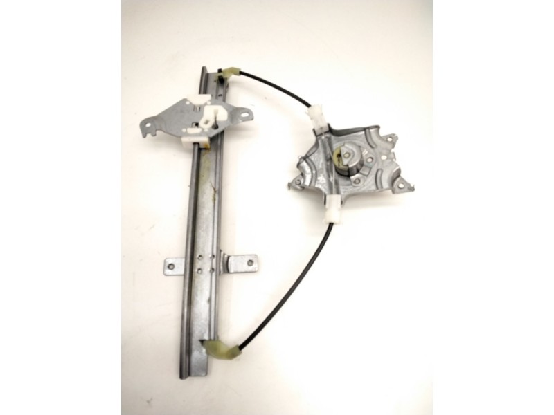 Recambio de elevalunas trasero izquierdo manual para nissan almera tino (v10) 2.2 dci referencia OEM IAM 82721BU000  