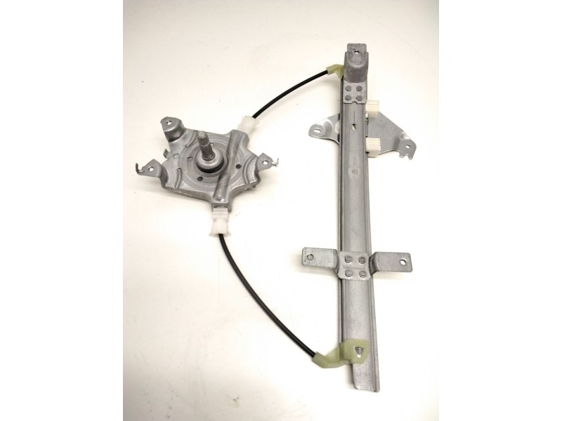Recambio de elevalunas trasero izquierdo manual para nissan almera tino (v10) 2.2 dci referencia OEM IAM 82721BU000  