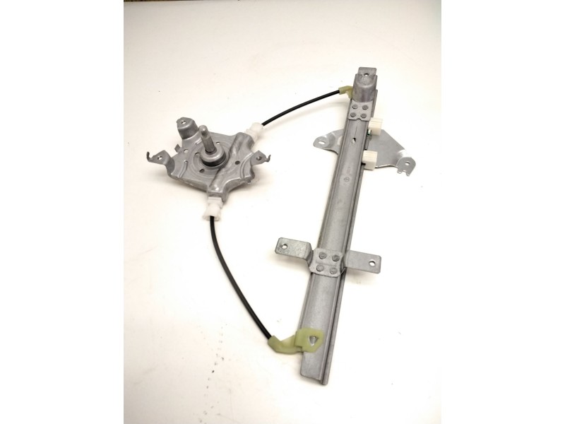 Recambio de elevalunas trasero izquierdo manual para nissan almera tino (v10) 2.2 dci referencia OEM IAM 82721BU000  