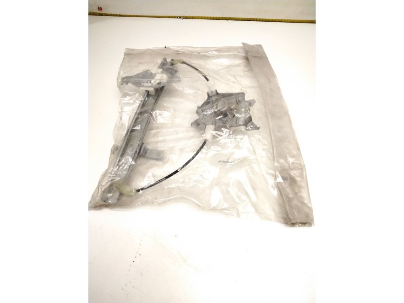 Recambio de elevalunas trasero izquierdo manual para nissan almera tino (v10) 2.2 dci referencia OEM IAM 82721BU000  