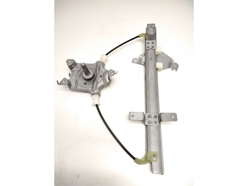 Recambio de elevalunas trasero izquierdo manual para nissan almera tino (v10) 2.2 dci referencia OEM IAM 82721BU000  